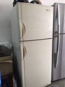 2 doors Peti Sejuk National Ais Refrigerator