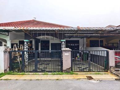 1-storey Terraced House For Sale in Kuching,SWK