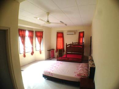 Homestay Bajet 5BilikLuas Aircond