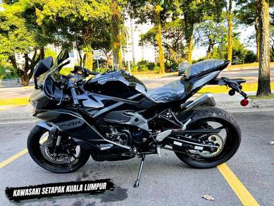 Kawasaki Ninja ZR-RR