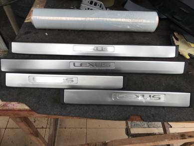 No 11-7-17 Lexus GS350 Grs191 Door Step Jpn