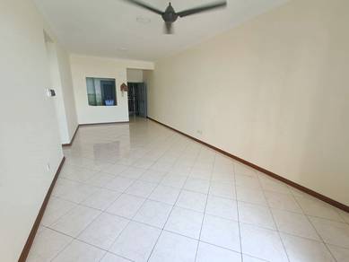 Condominium For Sale in Marina Court