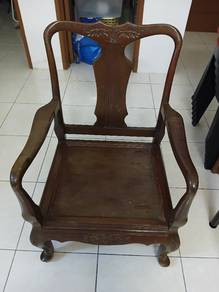 Solid Wood Vintage Handcrafted Accent Chair