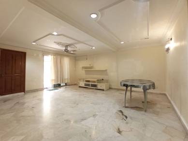 Shop lot For Sale in Bukit Jelutong,SGR
