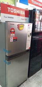 TOSHIBA GR-RT230WE-PM(SS) 2 Door Refrigerator oc2g