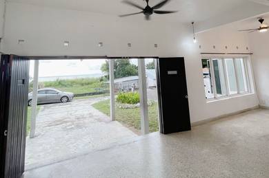 Semi-Detached House For Rent in Tanjung Bungah,PNG
