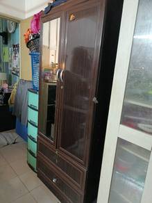 almari baju 
