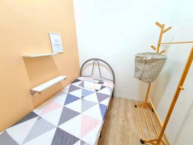 Room in Shah Alam, SGR