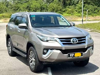 Toyota Fortuner SRZ 4X4 in Johor Bahru, JHR