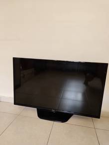 LG TV - 42-inch Full HD LED LCD (Model 42LN5400)