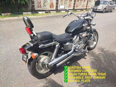 Honda MAGNA