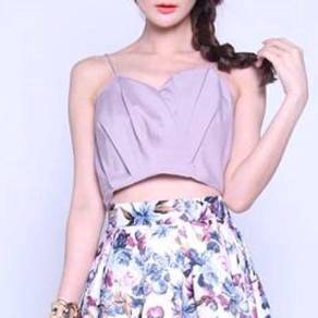 Elegant light purple top