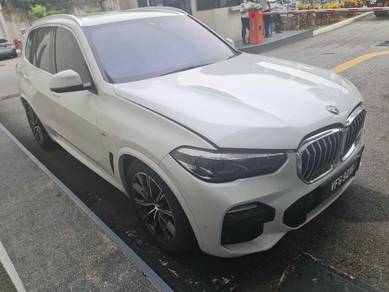 BMW X5 xDRIVE45e in City Centre, KUL