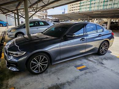 BMW 320i 20i SPORT in Bayan Lepas, PNG