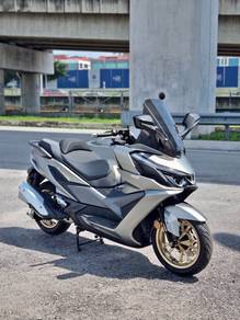Sym Cruisym 400i