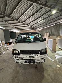 van hiace untuk dijual