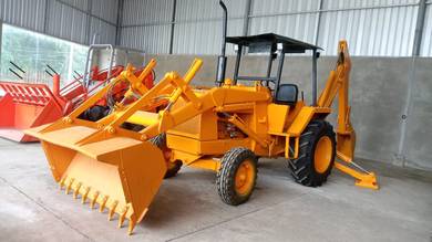 Backhoe CASE 580C. Dah siap touch-up cantik