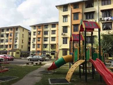 Apartment For Sale in Taman Sri Sentosa