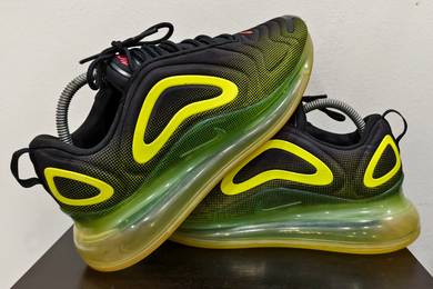 Nike Air Max 720 "Retro Future" ( Uk8)