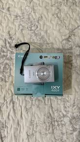 Canon Ixy 420F