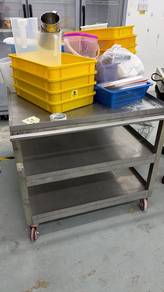 3 tiers trolley