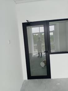 Pintu Sliding Pembahagi Ruang Bilik