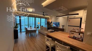 Condominium For Rent in Mezzo