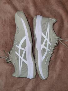 Asics Upcourt 6