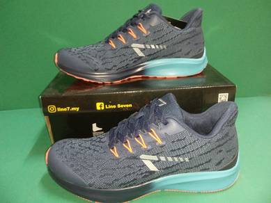 ITEM BARU_Kasut Sukan Sport Shoes LINE 7 size 43