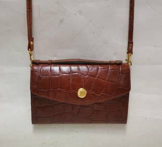 Brown leather crocodile pattern sling/clutch back