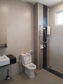 Room in Seri Kembangan, SGR