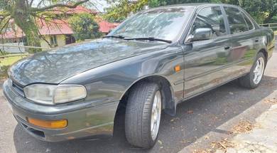 Toyota Camry GX in Petaling Jaya, SGR