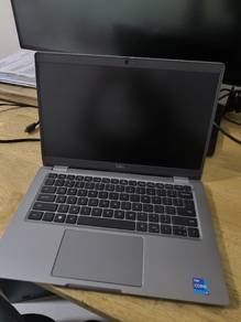 Dell Latitude 5330