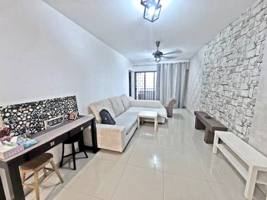 Condominium For Rent in Ketumbar Heights