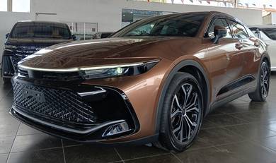 Toyota Crown CROSSOVER RS ADVANCED in Johor Bahru, JHR