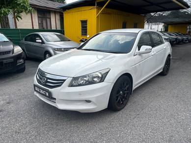 Proton Perdana 2.0L in Klang, SGR