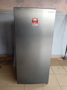 SHARP 180L Refrigerator 