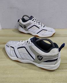 Kasut Badminton Yonex Power Cushion 8uk