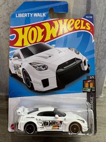 Hotwheels LBWK GT Nissan Skyline 35GTR Ver2 White