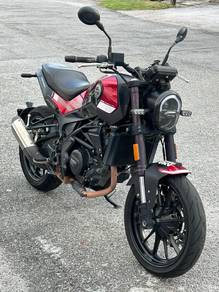 Benelli Leoncino 250