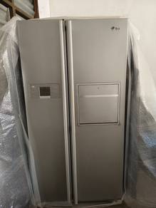 LG side by side Refrigerator