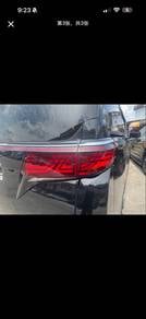 Toyota Vellfire Taillight