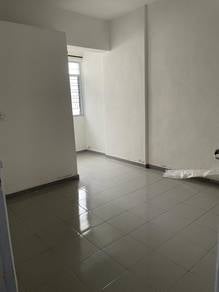 Flat For Sale in Lorong Semarak Api
