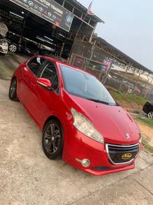 2014 Peugeot 208 VTi ALLURE