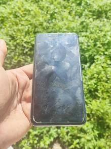 Pocofhone F1