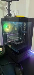 Gaming pc set with RGB table