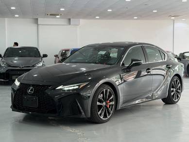 Lexus IS 300 F-SPORT in Subang Jaya, SGR