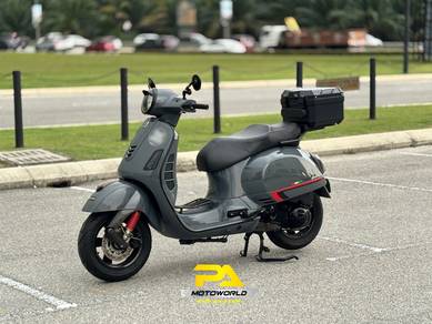 Vespa GTS 300