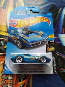 Hot Wheels '68 Corvette Gas Monkey Garage