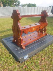 Stand keris rak keris tapak keris holder 10 lubang